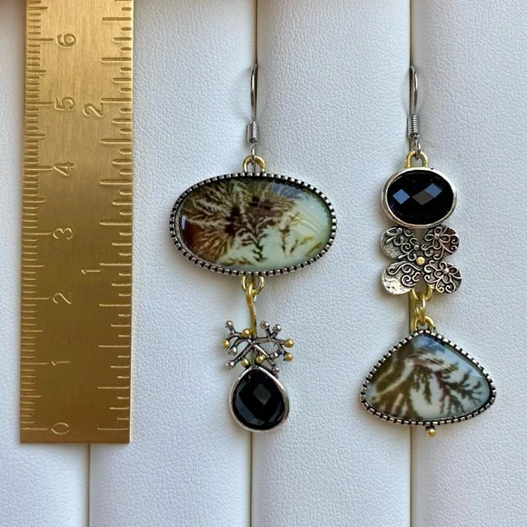 Elegant Silver and Gold Dangle Earrings - Picture 2 of 2